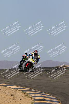 media/Mar-28-2022-Superbike Trackdays (Mon) [[b8603d0f67]]/Open Track Time/Turns 9 and 10/